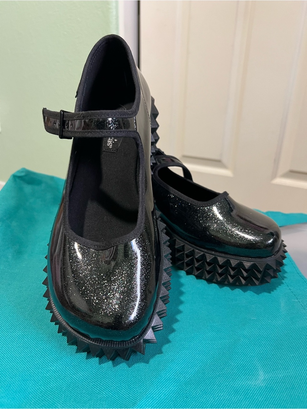 Dark Chocolate Designs Chocolaticas Black Glitter Mary Jane Platforms size 8